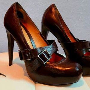 L.A.M.B.  Gwen Stefani 5 inch heels